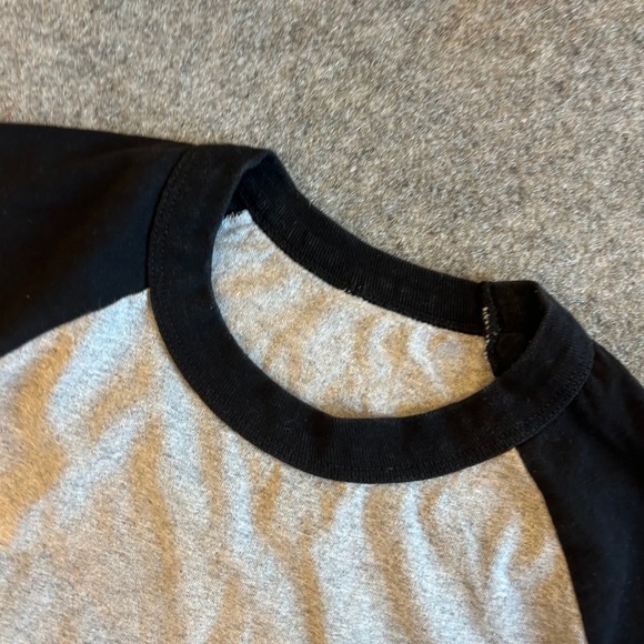 Kids Yay Area Numbered 40 Two toned Lone Sleeve Shirt - Picture 3 of 6